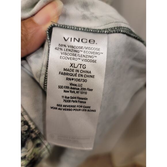 Vince Painted Floral Smocked Skirt with pockets - Picture 9 of 13